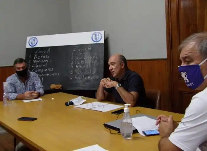 La divisional �SA⬝ comenzaría el 9 de mayo. Zonas y fixture