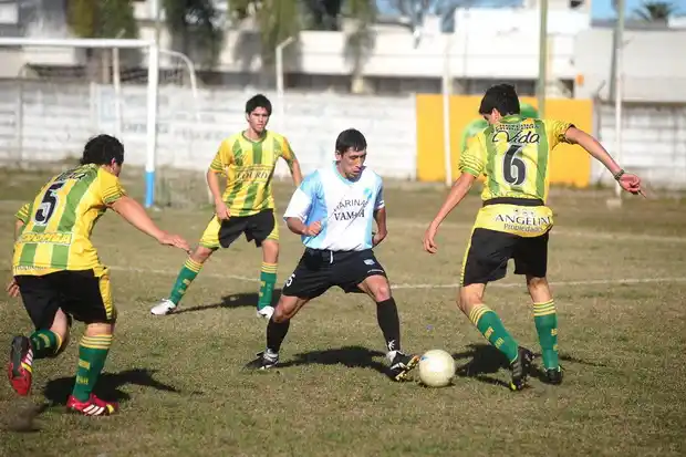 Sarmiento ganó el clásico ante Defensores