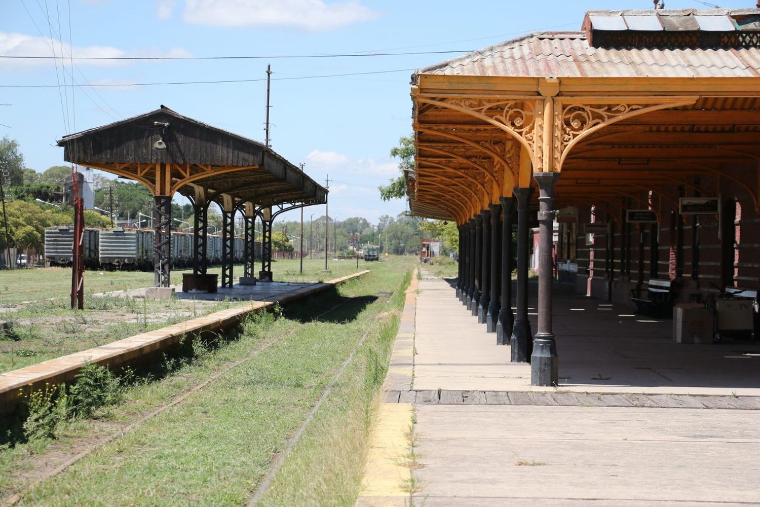 "Estamos abriendo el camino hacia Tandil para poder tener un servicio en el verano"