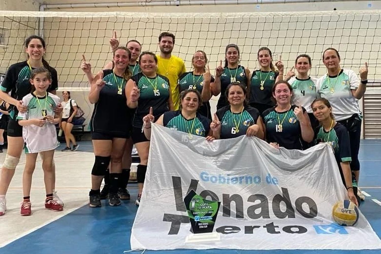 El equipo que representa a la Municipalidad de Venado Tuerto se coronó campeón de la Copa de Plata