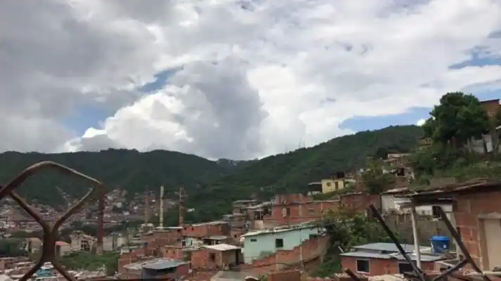 ¿CÓMO LAS MEGABANDAS ganan terreno en una Venezuela sin ley?