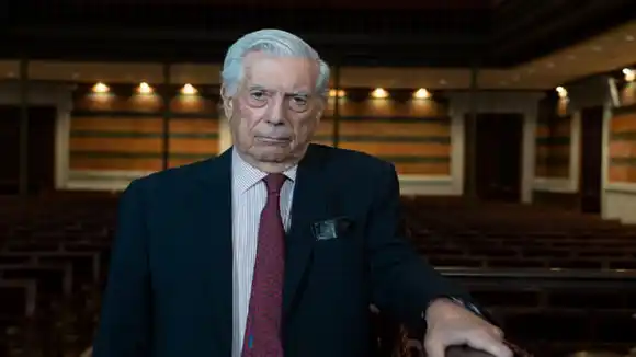 El MUNDO llora la muerte de VARGAS LLOSA: gobierno peruano decreta DUELO NACIONAL (+Reacciones)