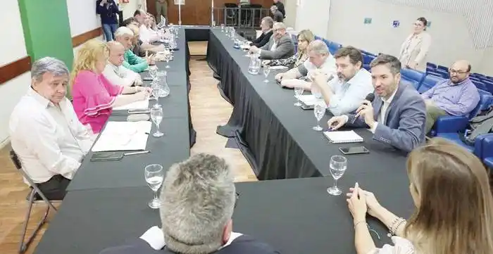 Los gremios docentes aceptaron la  propuesta del gobierno