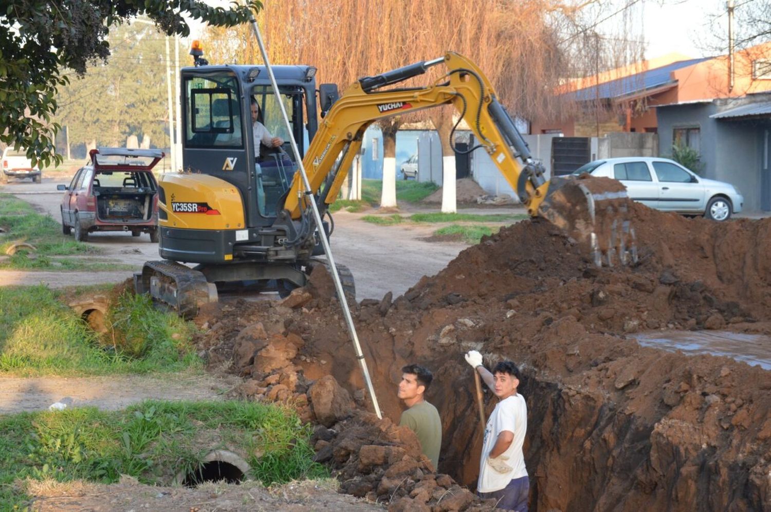 Trabajan en desagües pluviales en los barrios venadenses