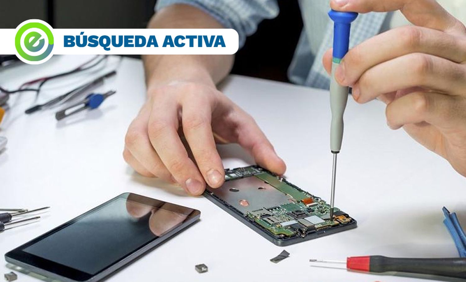 Se necesita técnico para empresa de telefonía celular