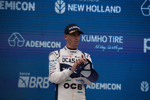 Leonel Pernía: un objetivo mundialista, la ausencia en el TC y los balazos en su auto de TN