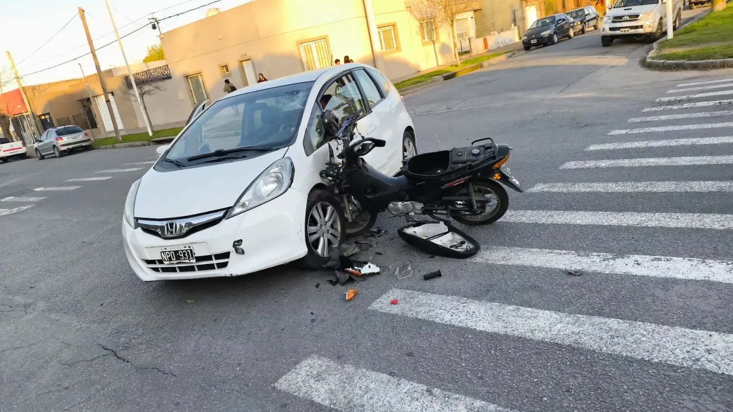 Amabas ocupantes de la moto fueron trasladadas al nosocomio local con fines asistenciales.