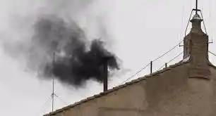 Fumata Negra en el Vaticano