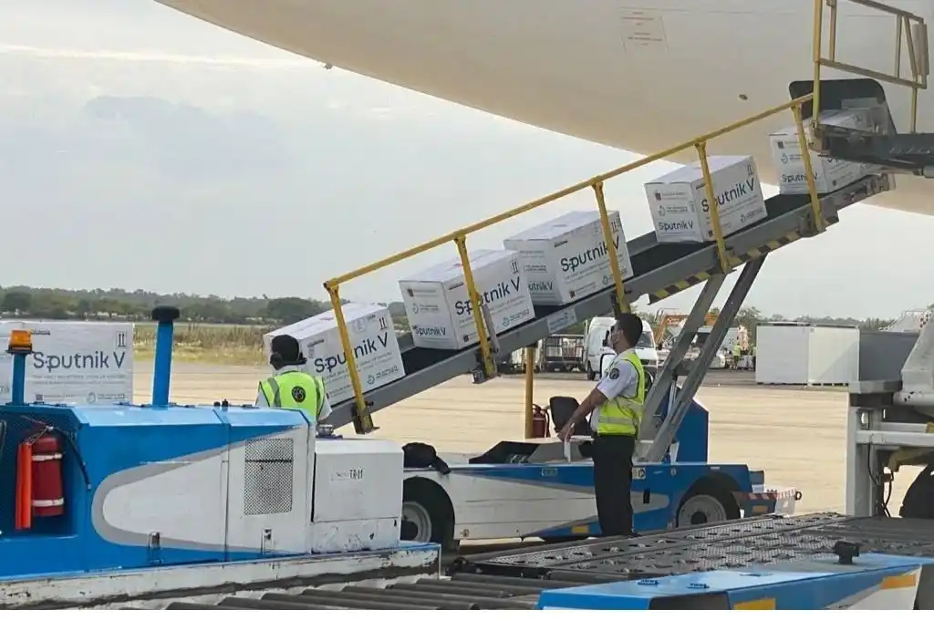 Ya se encuentra en el país el noveno vuelo con dosis de la vacuna Sputnik V