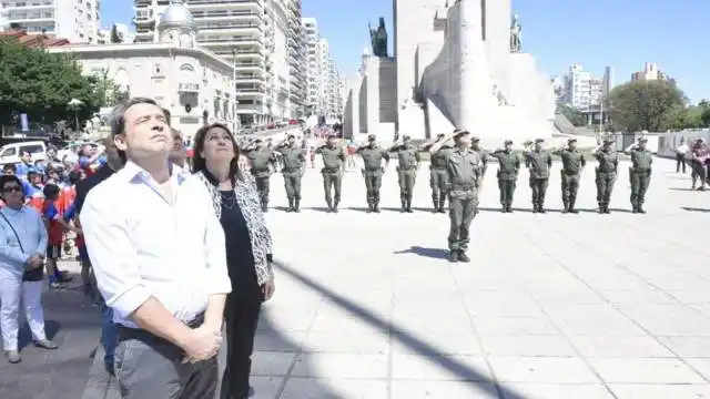 Rosario brindó un homenaje a los tripulantes del ARA San Juan
