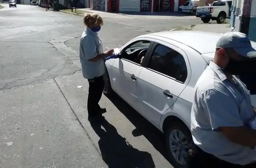 Detectaron a dos choferes de Uber en Rosario y le sacaron los autos