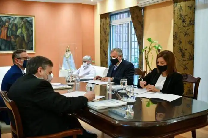 Avanza el proyecto de energía termosolar-fotovoltaico entre Jujuy y Río Negro