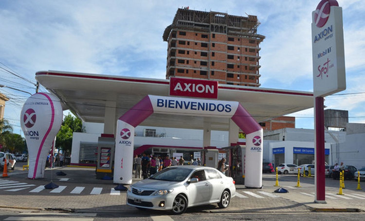 Aplicaron un impuesto a las naftas en Campana y llaman a cargar en Pilar