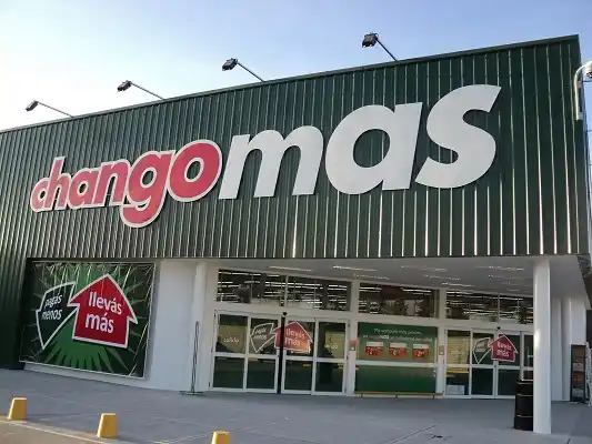 El supermercado Changomas busca instalarse en la ciudad