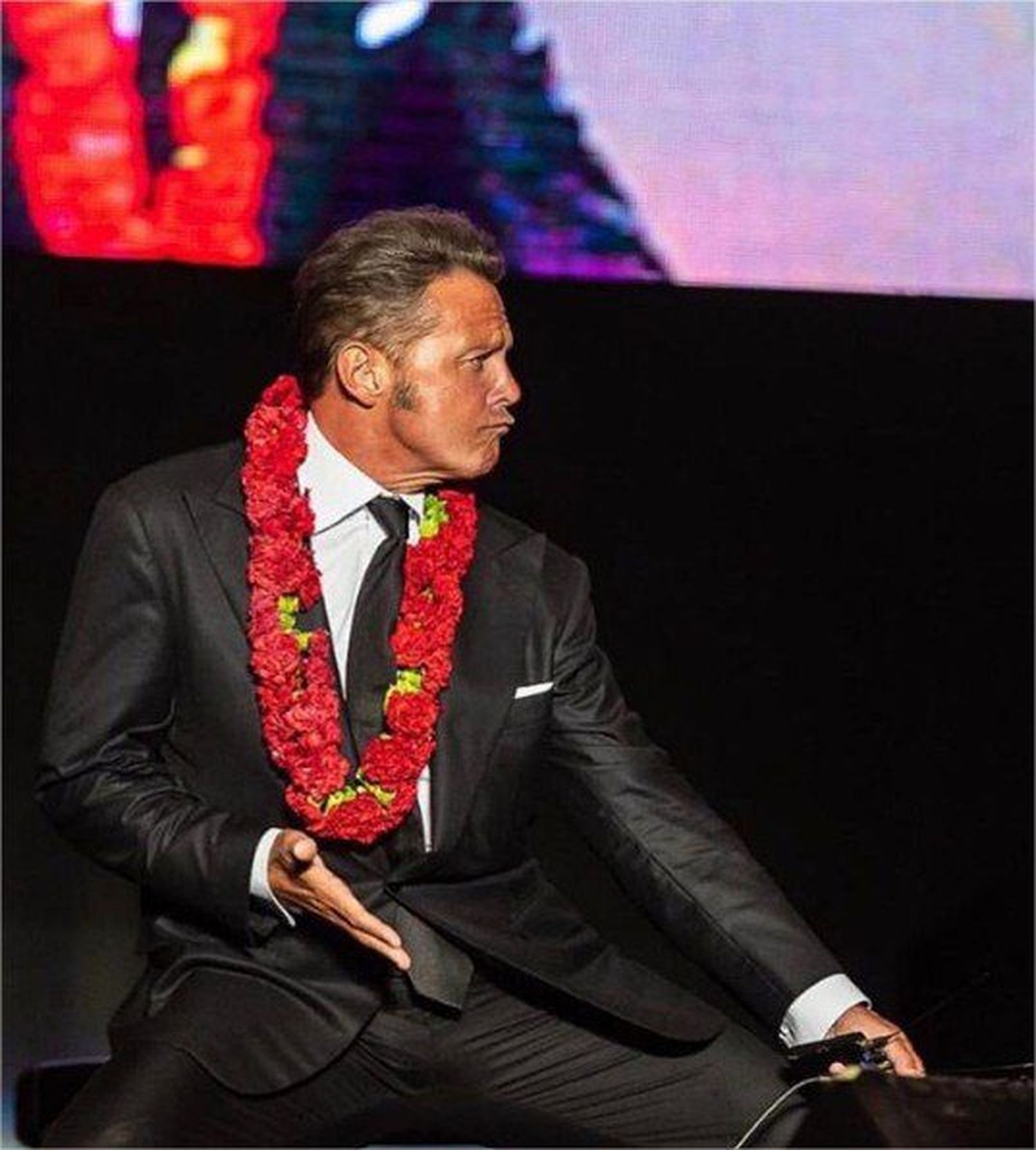 Luis Miguel «cantó» con Michael Jackson