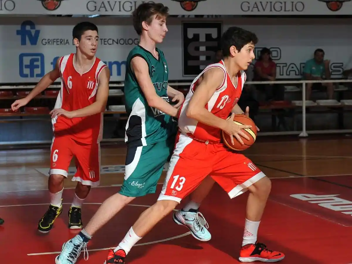 Arrancan los juveniles