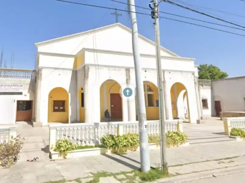 La parroquia San Pedro Apóstol de la ciudad de Salta donde ocurrieron los hechos en 2021 (Google Maps)