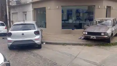 Un hombre fue hospitalizado tras un choque en 14 de julio y Sarmiento