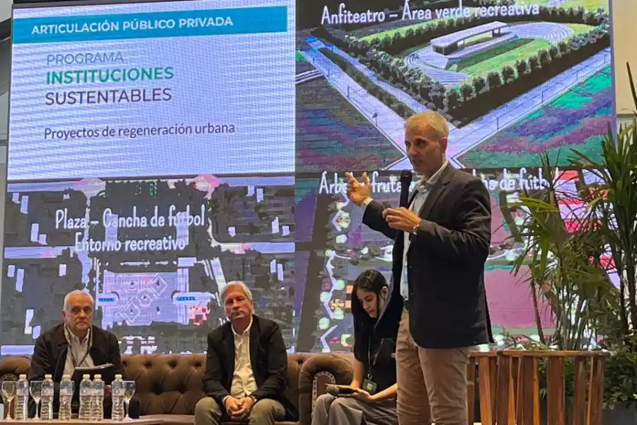 Rafaela estuvo presente en el primer encuentro de Economía Sostenible