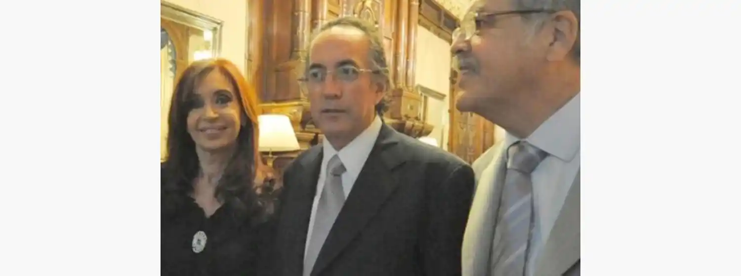 "No se va a entregar ni soñando", dijo el abogado del último prófugo