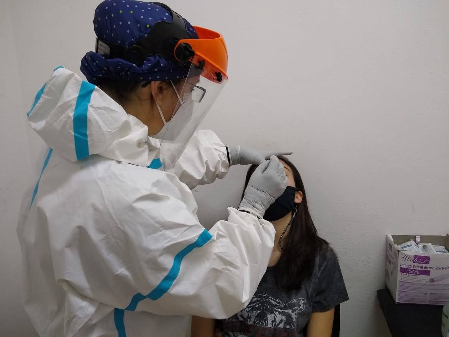 Coronavirus: 6 casos positivos, la mayoría entre adolescentes