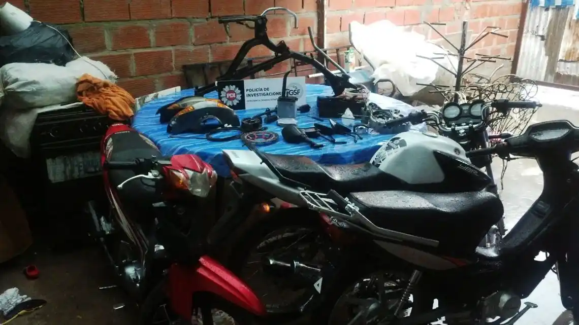PDI recuperó motos robadas y detuvo a tres personas