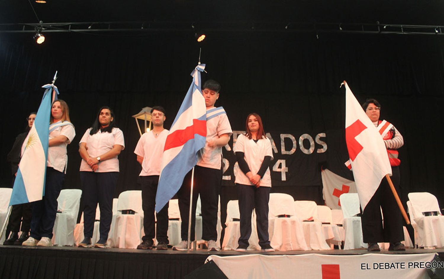 La ceremonia se realizó en el auditorio municipal "Mario Alarcón Muñiz".