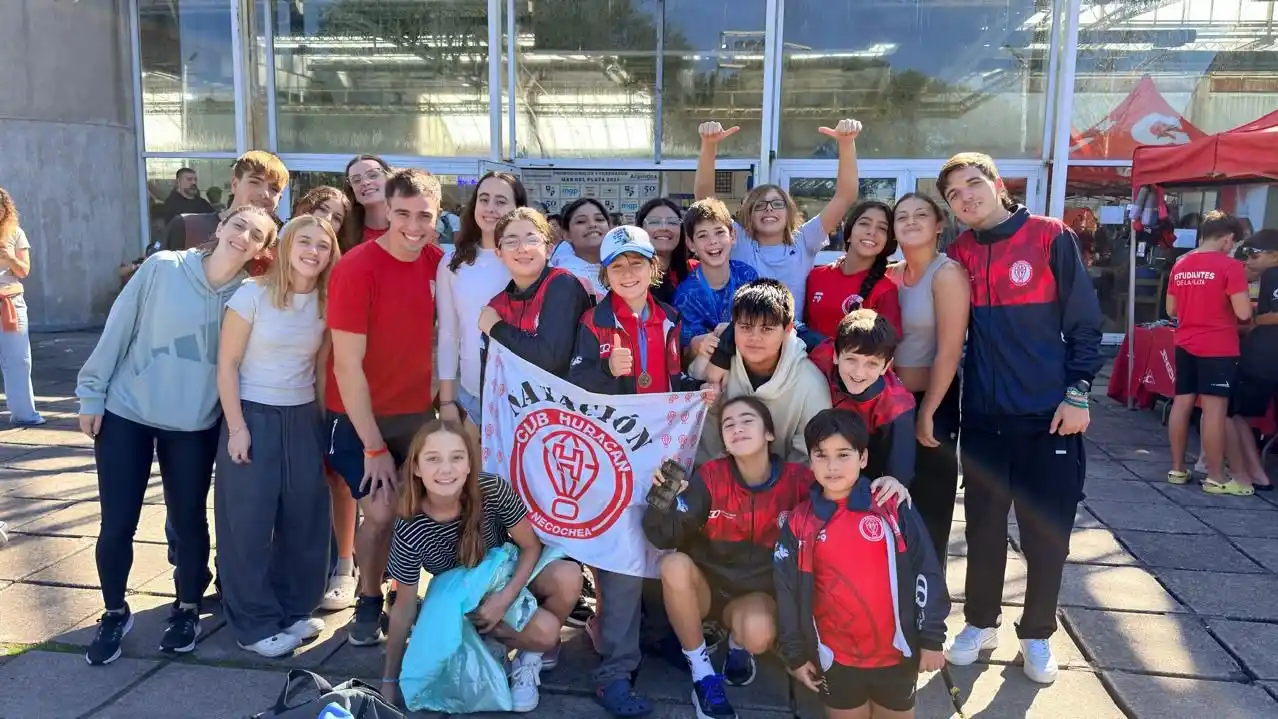El Club Huracán sumó una buena actuación en el Provincial de natación