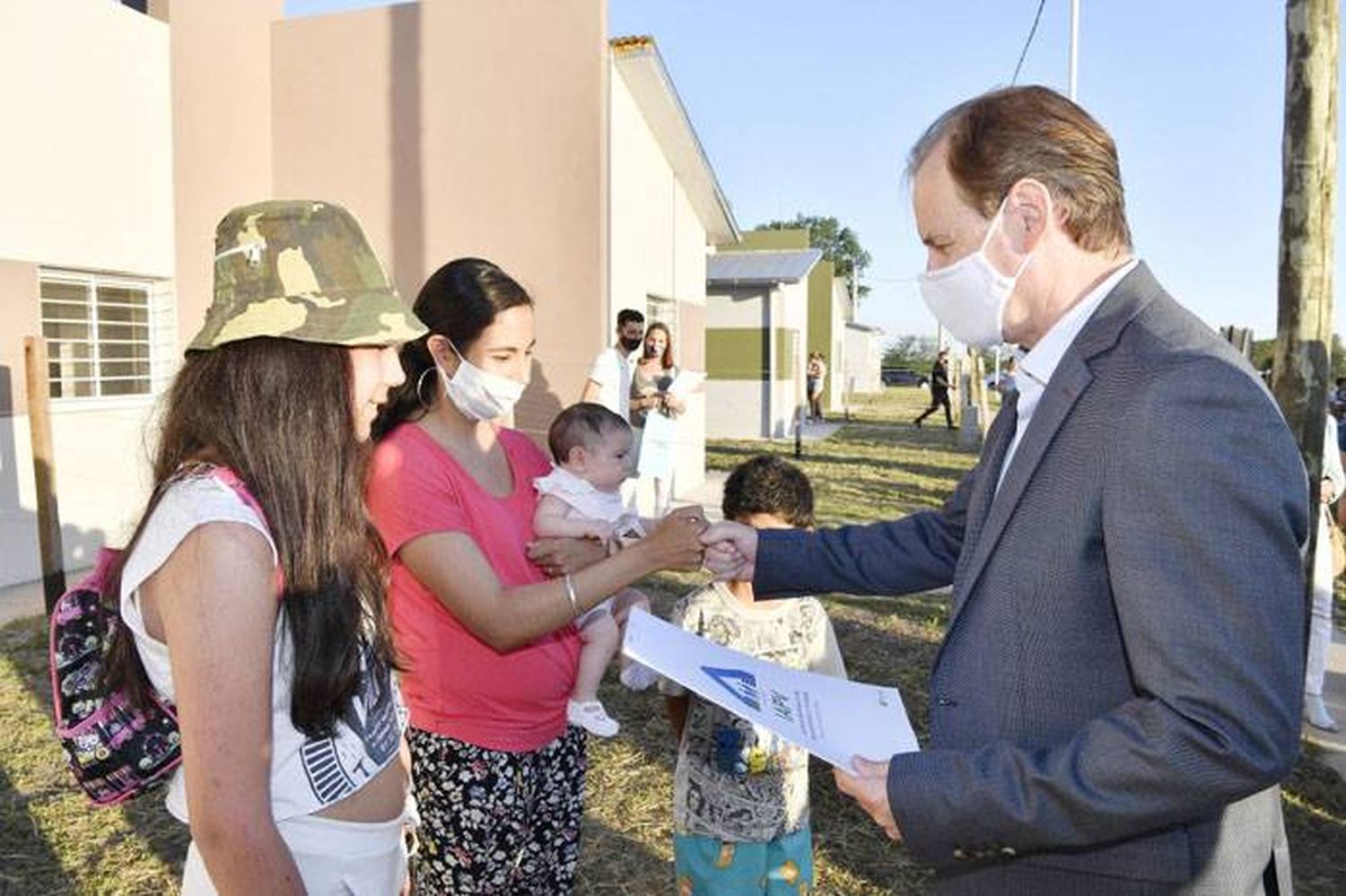 Bordet: �SPriorizamos viviendas en pequeñas localidades para generar igualdad de oportunidades⬝