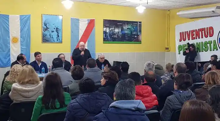 Busti: "Las diferencias del peronismo deben resolverse en una gran primaria”