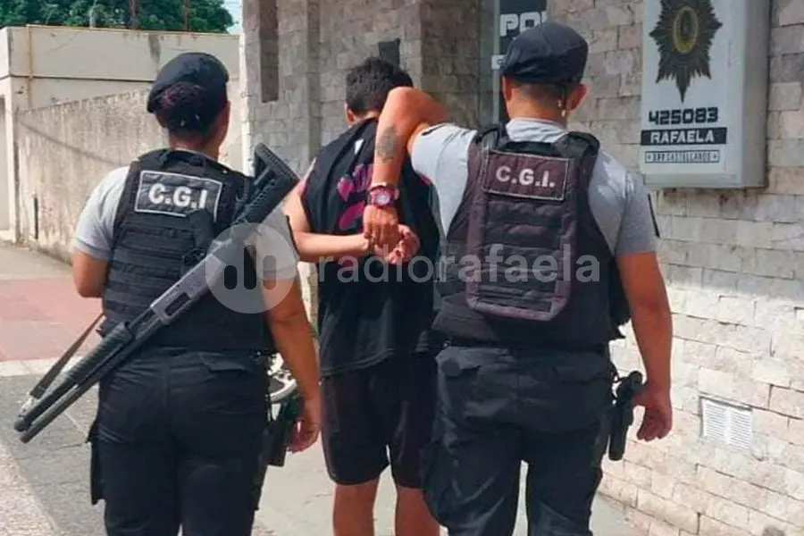Arresto civil en un supermercado: lo atraparon llevándose un desodorante y un jabón