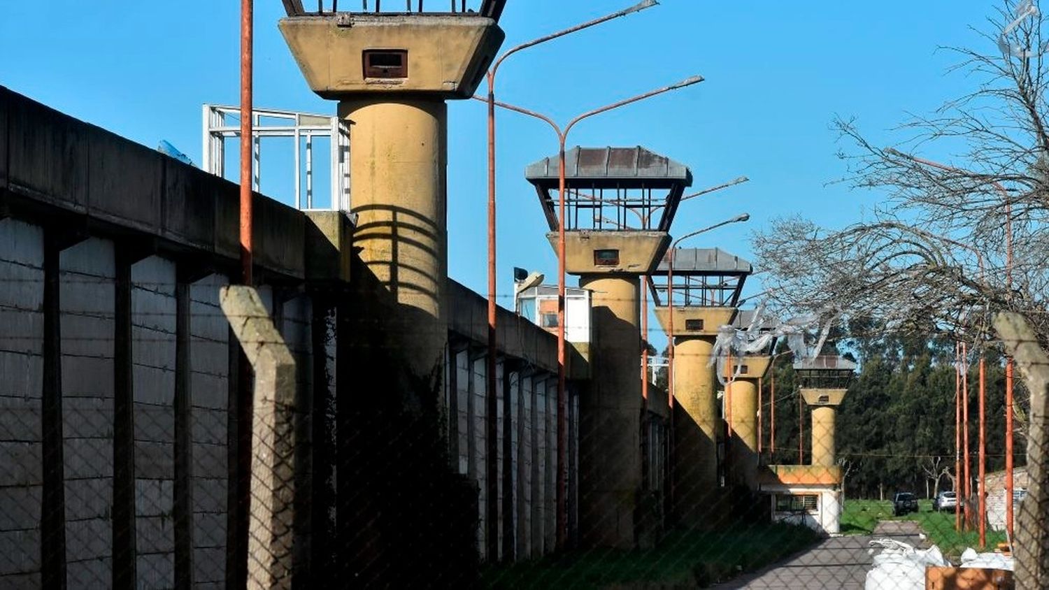 Alojado en la Unidad Penal de Batán, permanece el acusado de balear a un joven en Quequén