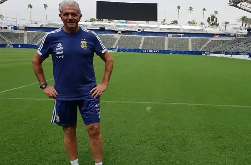 Burruchaga dejó de ser el manager de la Selección y volvería a dirigir