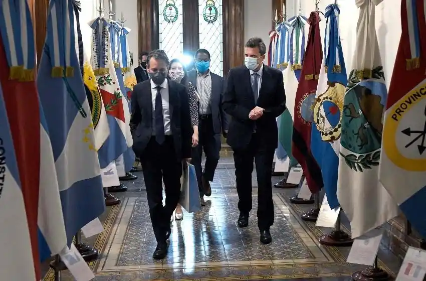 Massa, al FMI: «No le pidan al que quiere pagar lo que no exigieron antes»