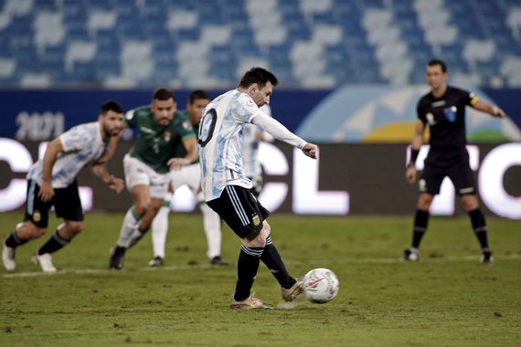 Con 148, Messi pasó a ser
el líder exclusivo en presencias