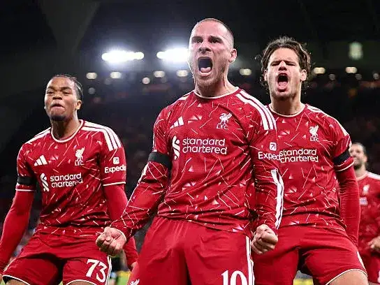 Mac Allister festeja en Anfield.