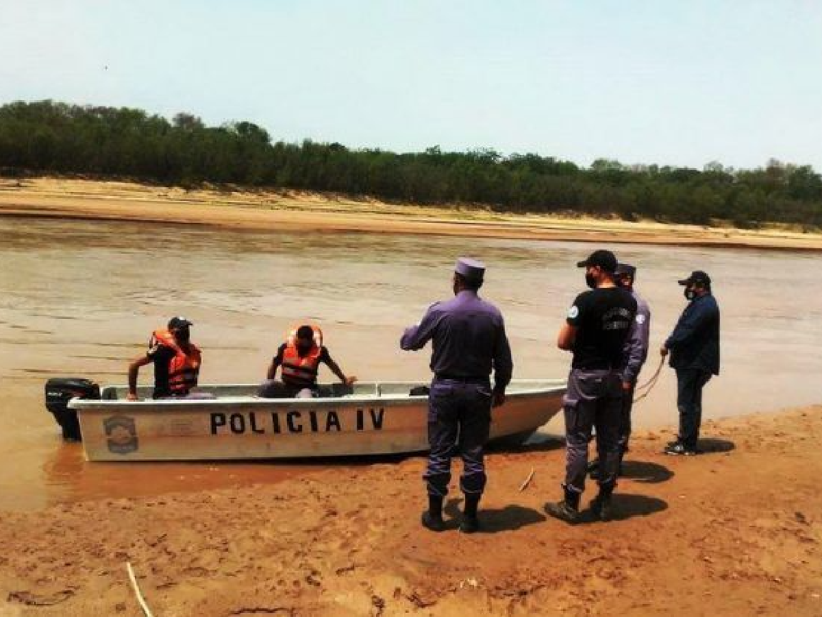 Murió ahogado al cruzar el río para reunirse con su familia