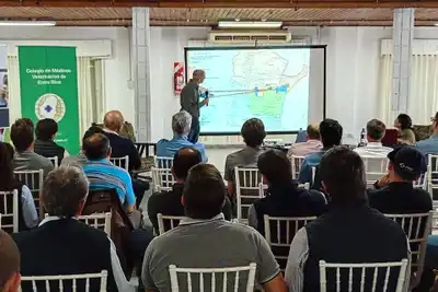 Ganaderos y técnicos conforman mesa de la lucha contra la tristeza bovina