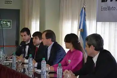 Pedro Darchez expuso sobre la experiencia  del Parque Industrial de Gualeguaychú