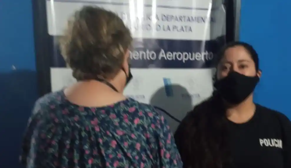 Abuela corrió a escopetazos a adolescentes que jugaban al fútbol en La Plata