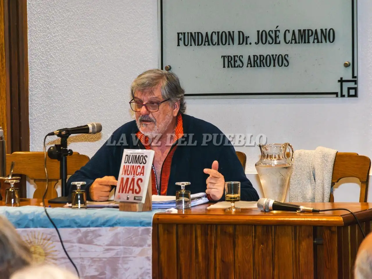 Charla de Pedro Peretti
