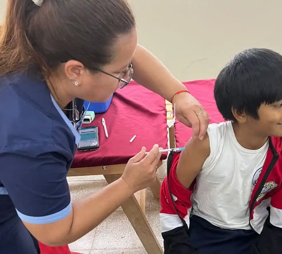 Recuerdan completar el carnet de vacunación a días del inicio de clases