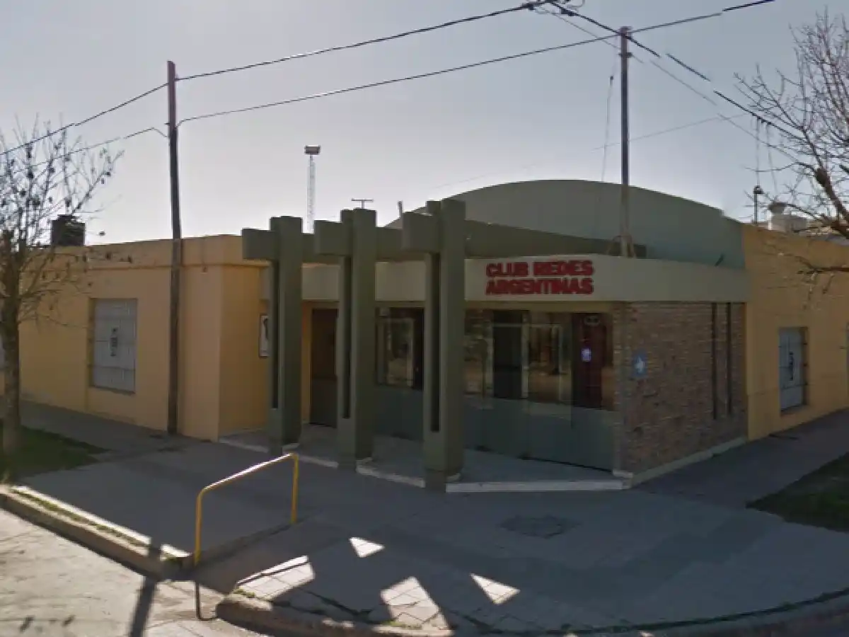 Dos jóvenes detenidos tras intentar ingresar al club Redes Argentinas