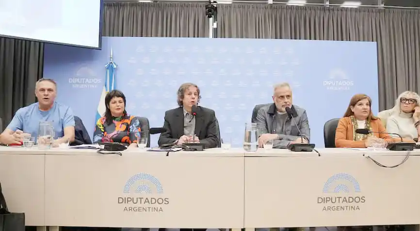 Gaillard: “La libertad de expresión es el único derecho constitucional que no puede ser restringido”