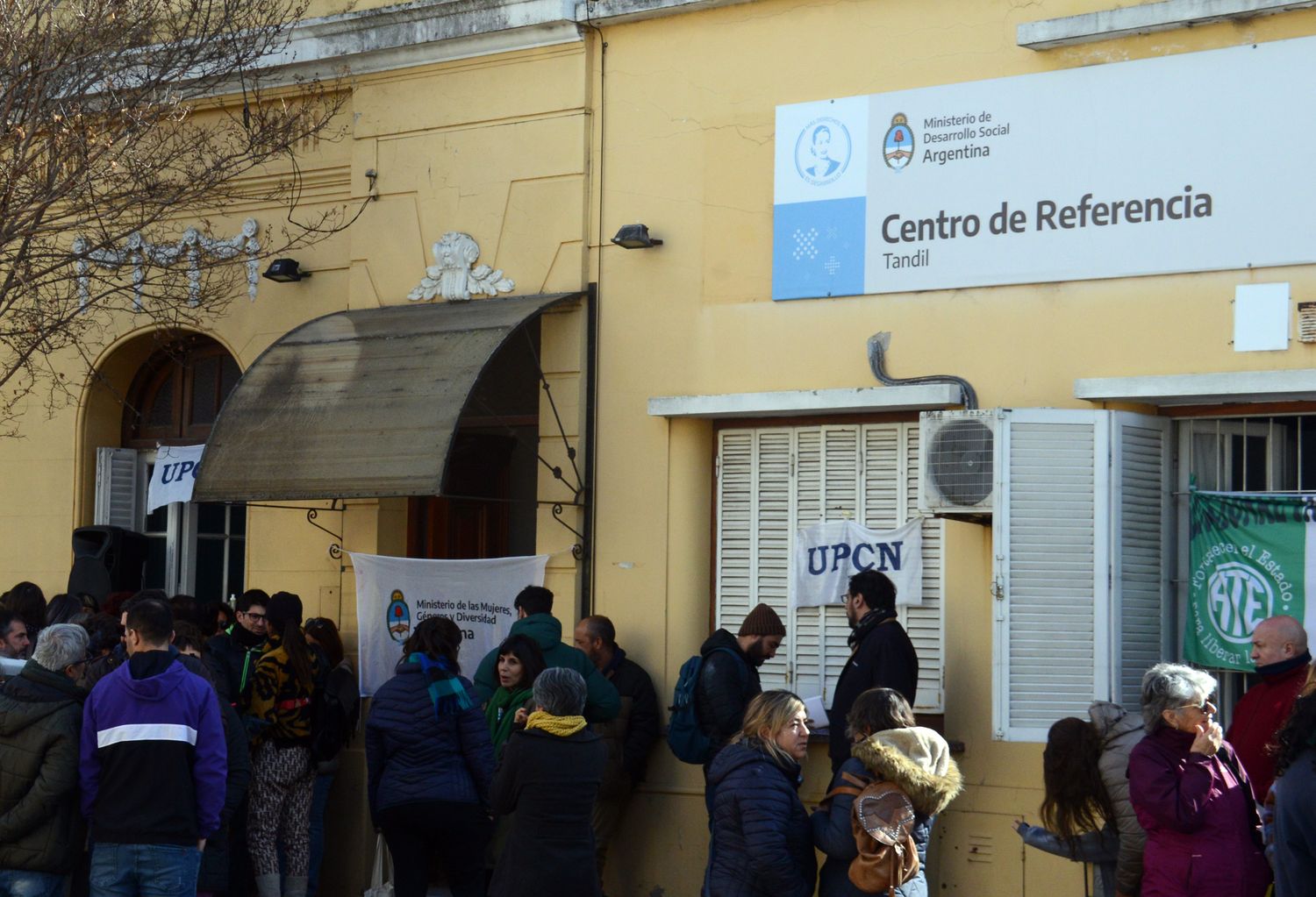 “Fueron dos trabajadoras sociales que trabajaban en el CDR, la oficina que cerró", precisaron desde ATE.