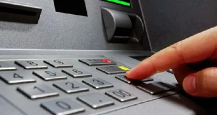 Cómo son los turnos para cobrar los 10.000 pesos del Ingreso Familiar de Emergencia desde el 3 de abril