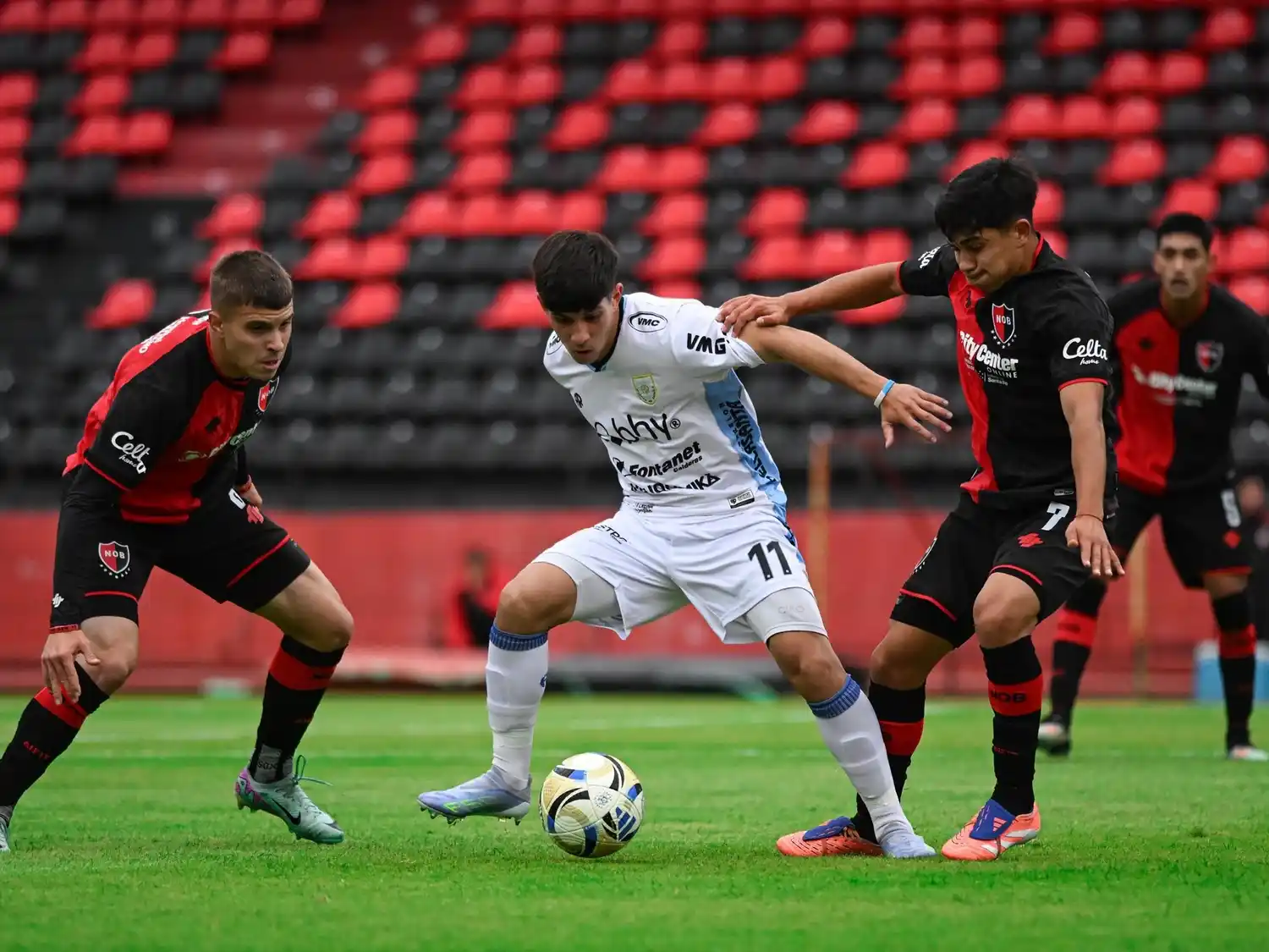 Derrota 3 a 0 de la Crema en su visita a la Lepra rosarina. Foto:Prensa AR