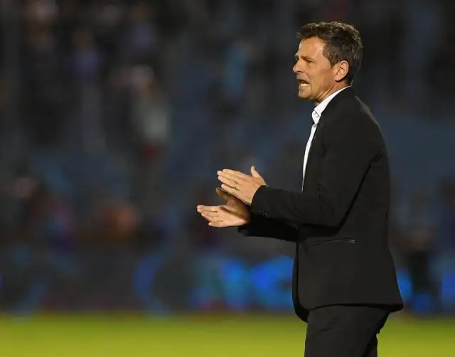 Racing-Mitre juegan el viernes 18, pero sin estadio confirmado