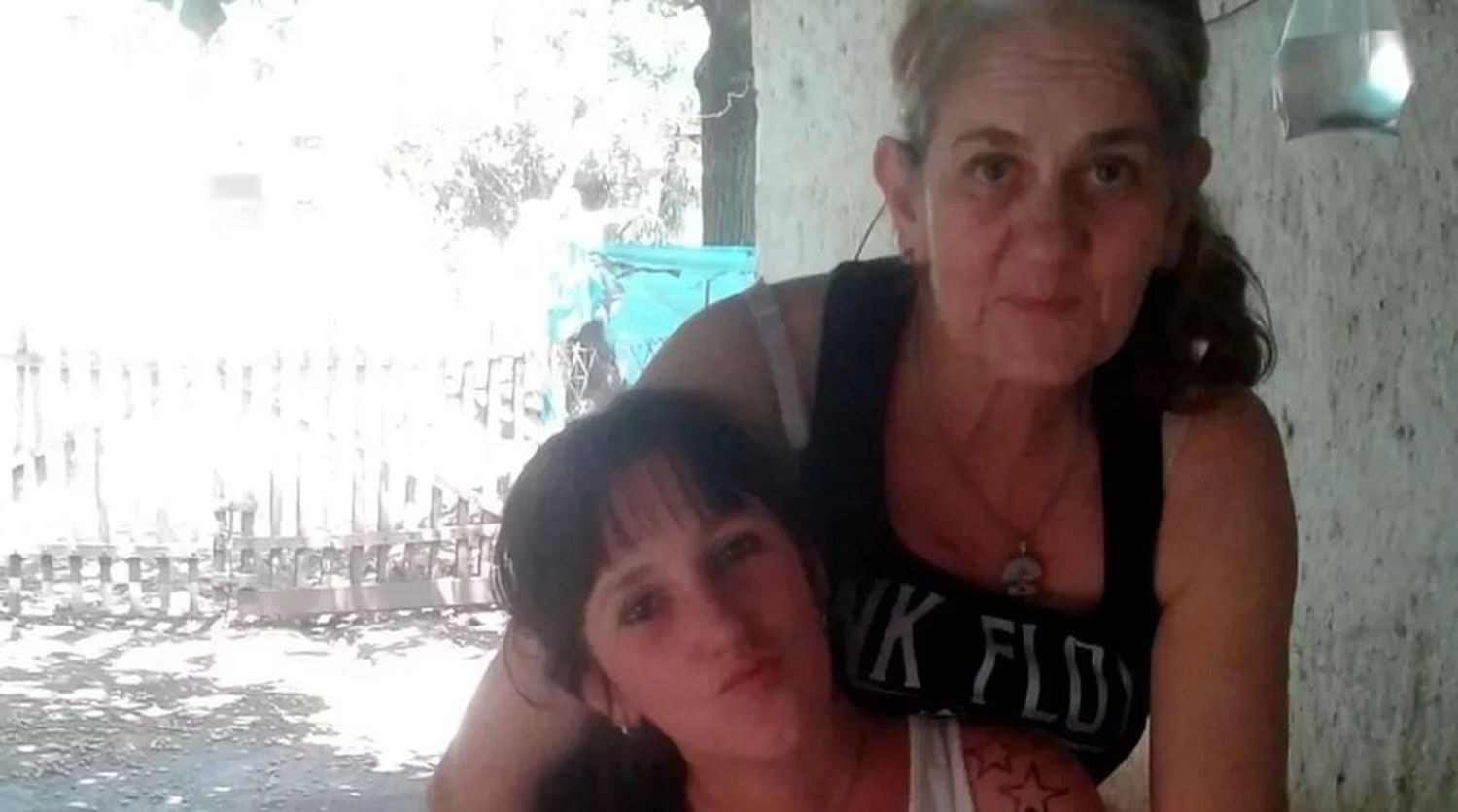 Asfixió a su mamá enferma y se suicidó en una cárcel