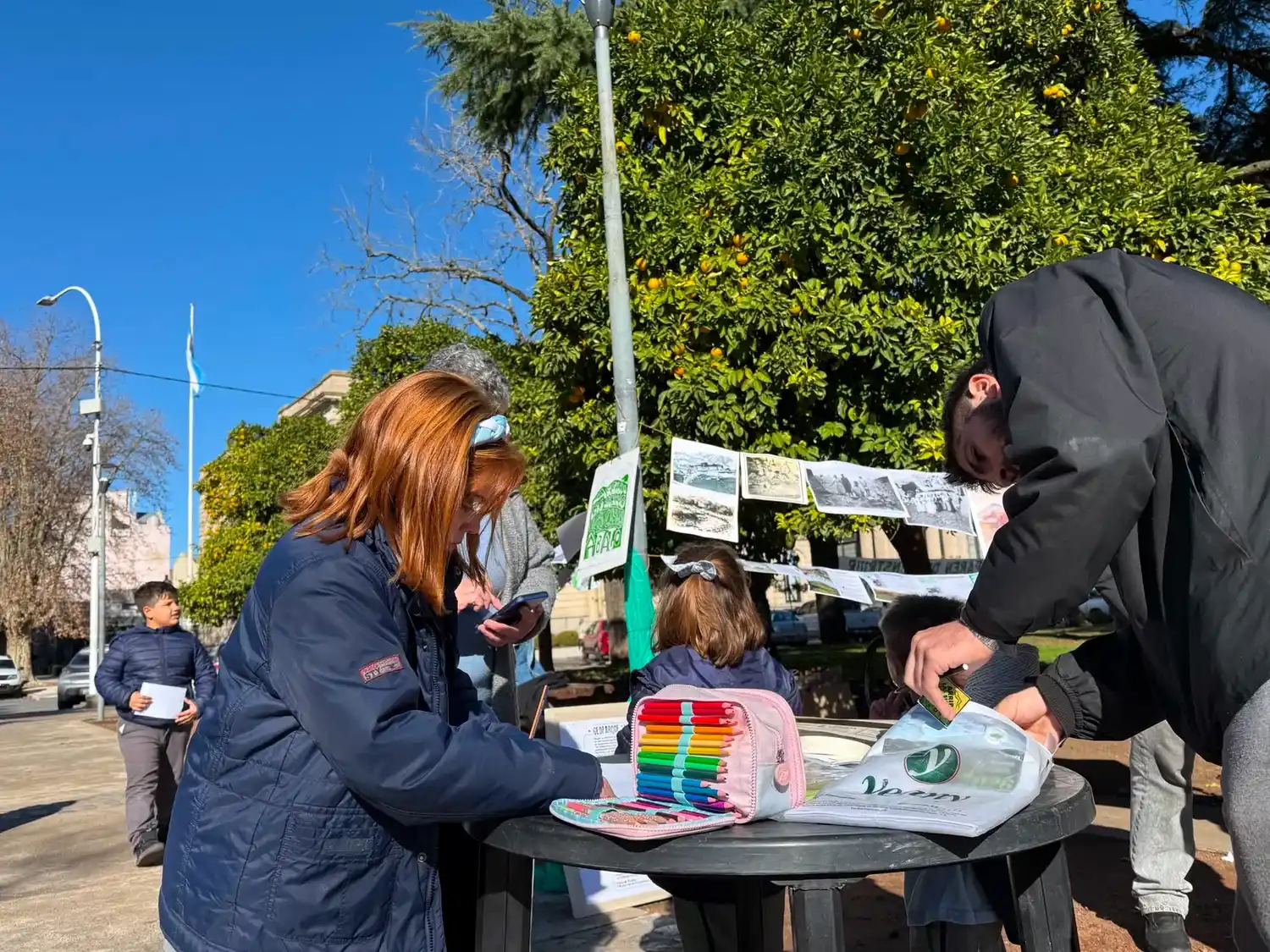 En la Plaza, por las sierras y por el medio ambiente.